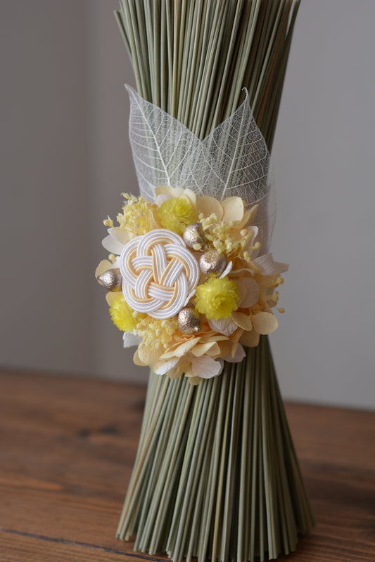 イグサの花飾り (イエロー)