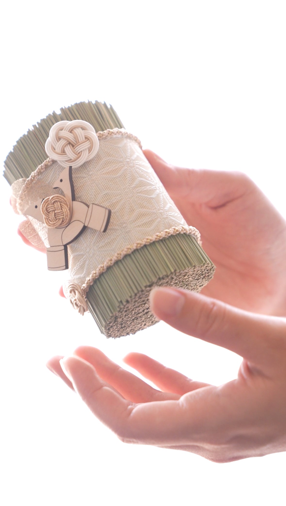 【4/22まで】い草の兜守り（ホワイト）