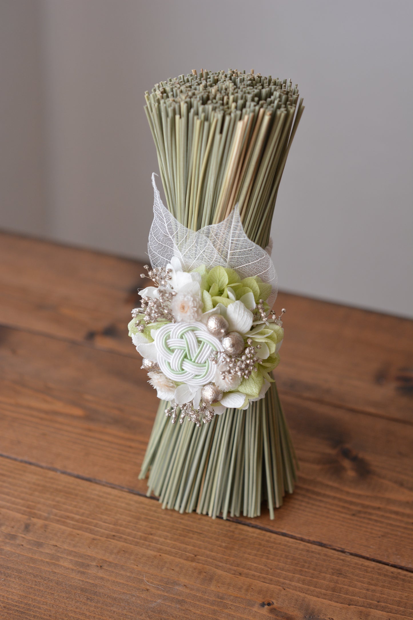 イグサの花飾り (グリーン）