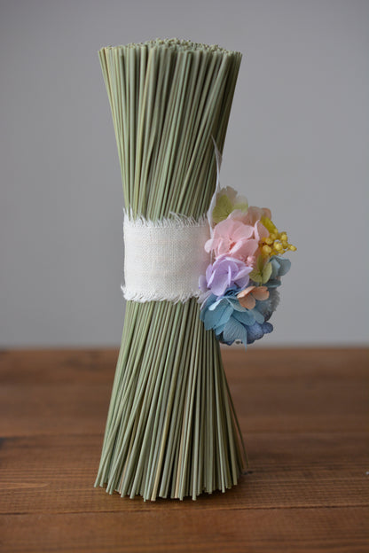 イグサの花飾り (レインボー）