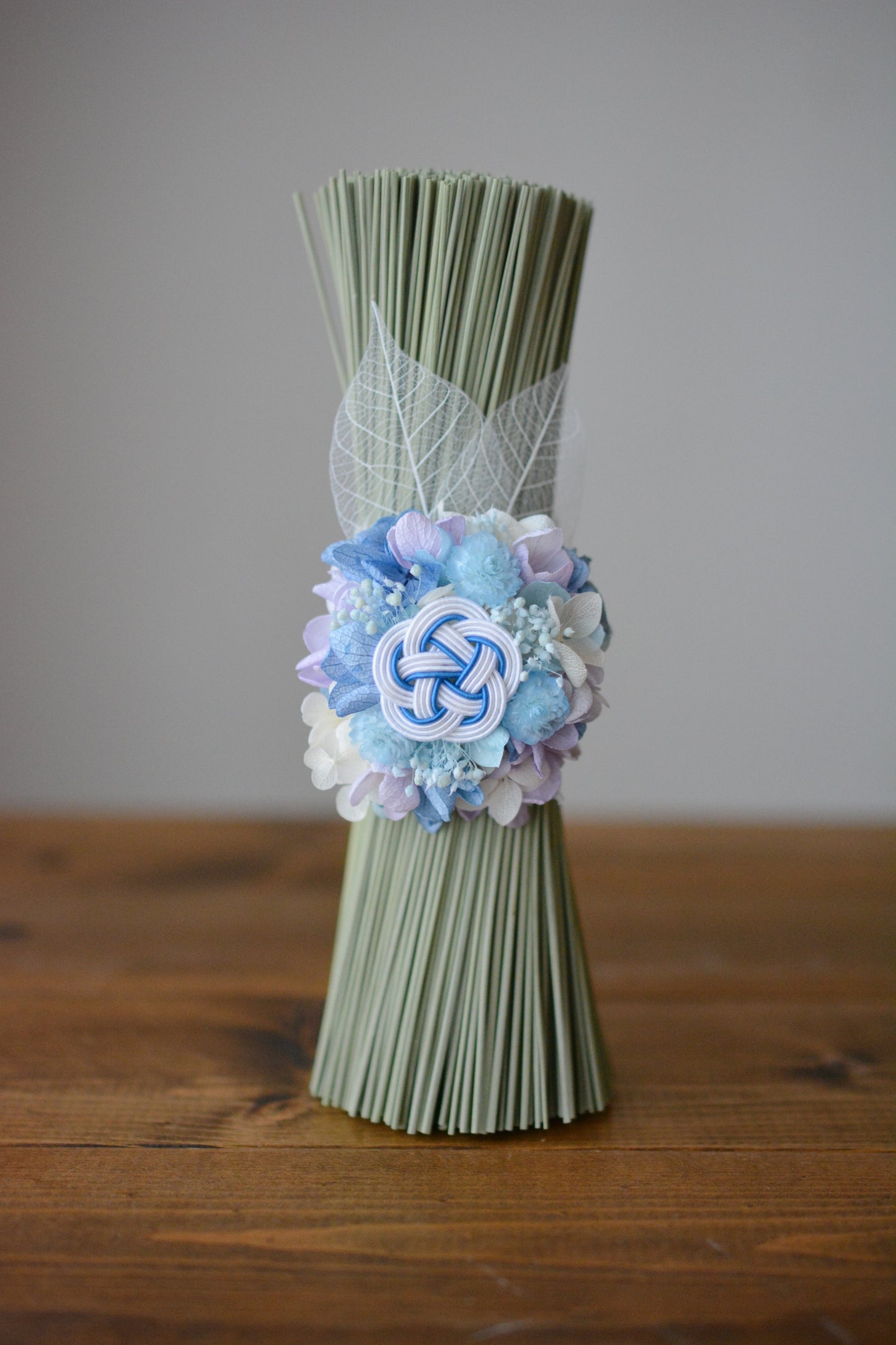 イグサの花飾り (シーブルー）