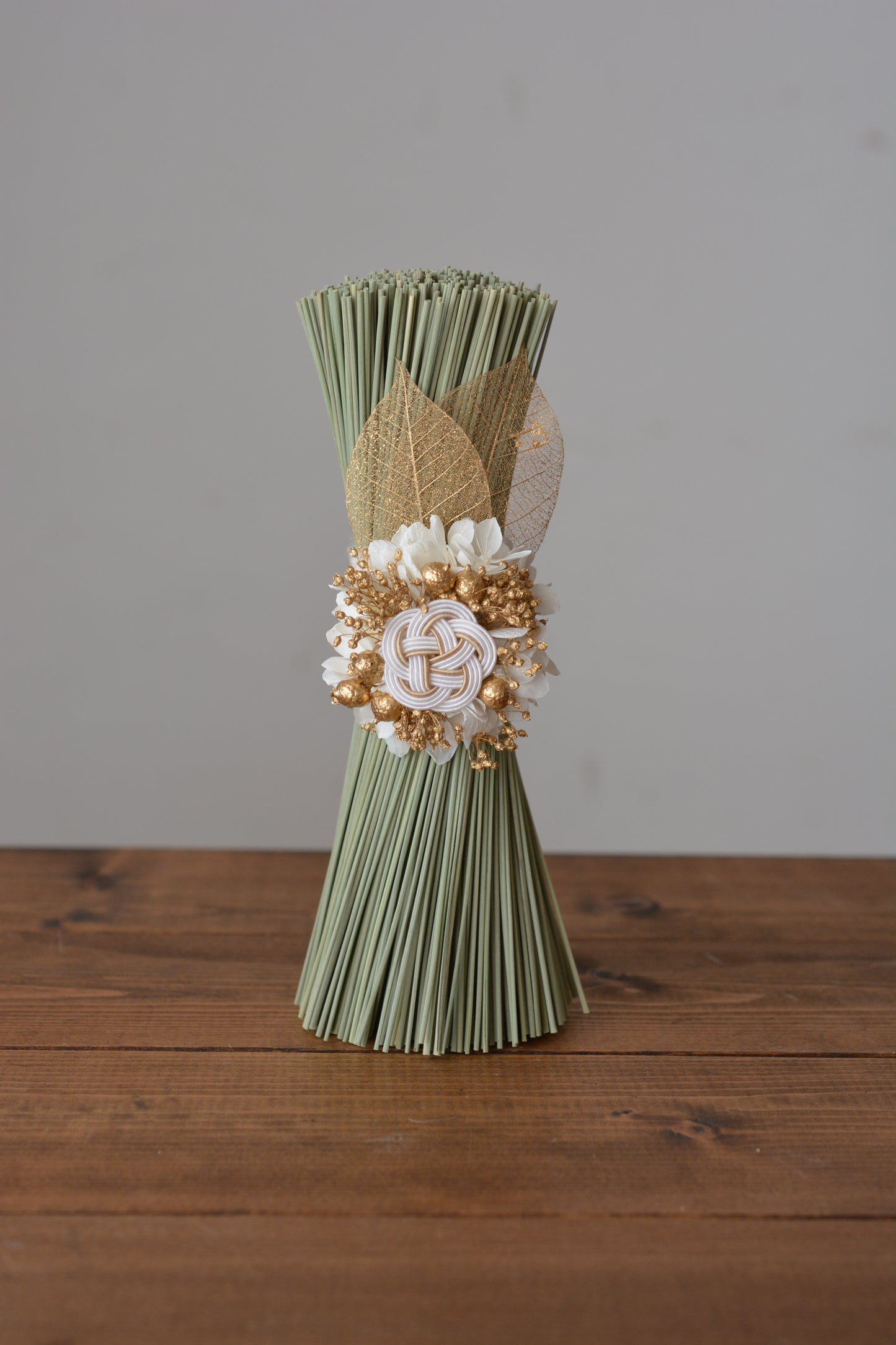 イグサの花飾り (ゴールド）