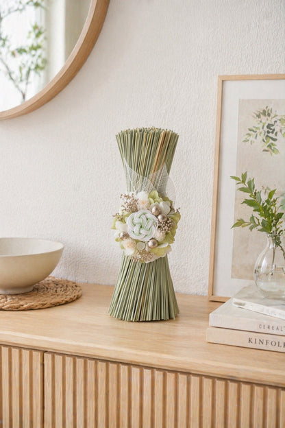 イグサの花飾り (グリーン）