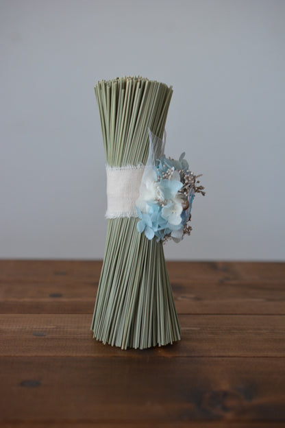 イグサの花飾り (スカイブルー）